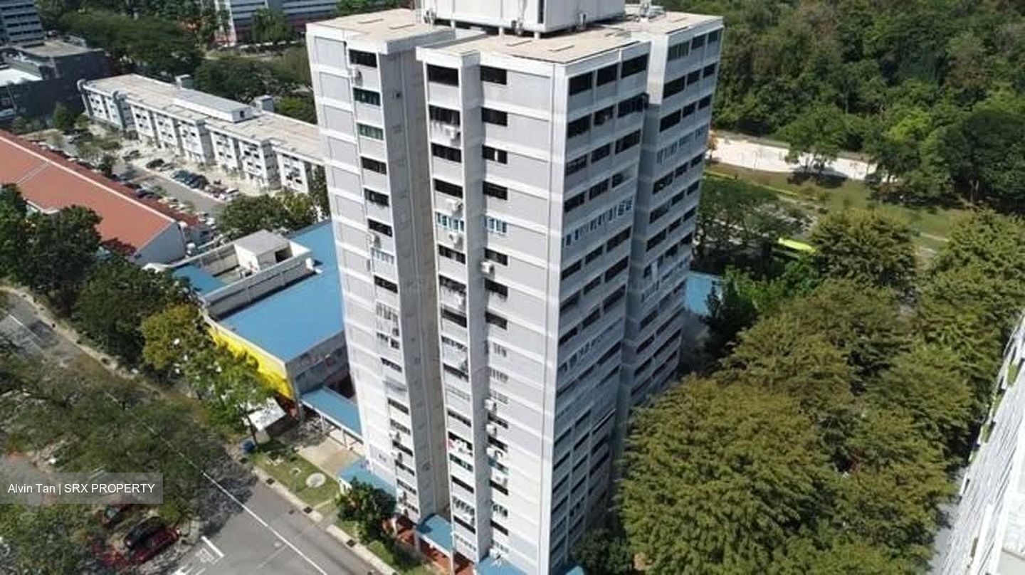Ang Mo Kio Avenue 6 (D20), Shop House #558612791